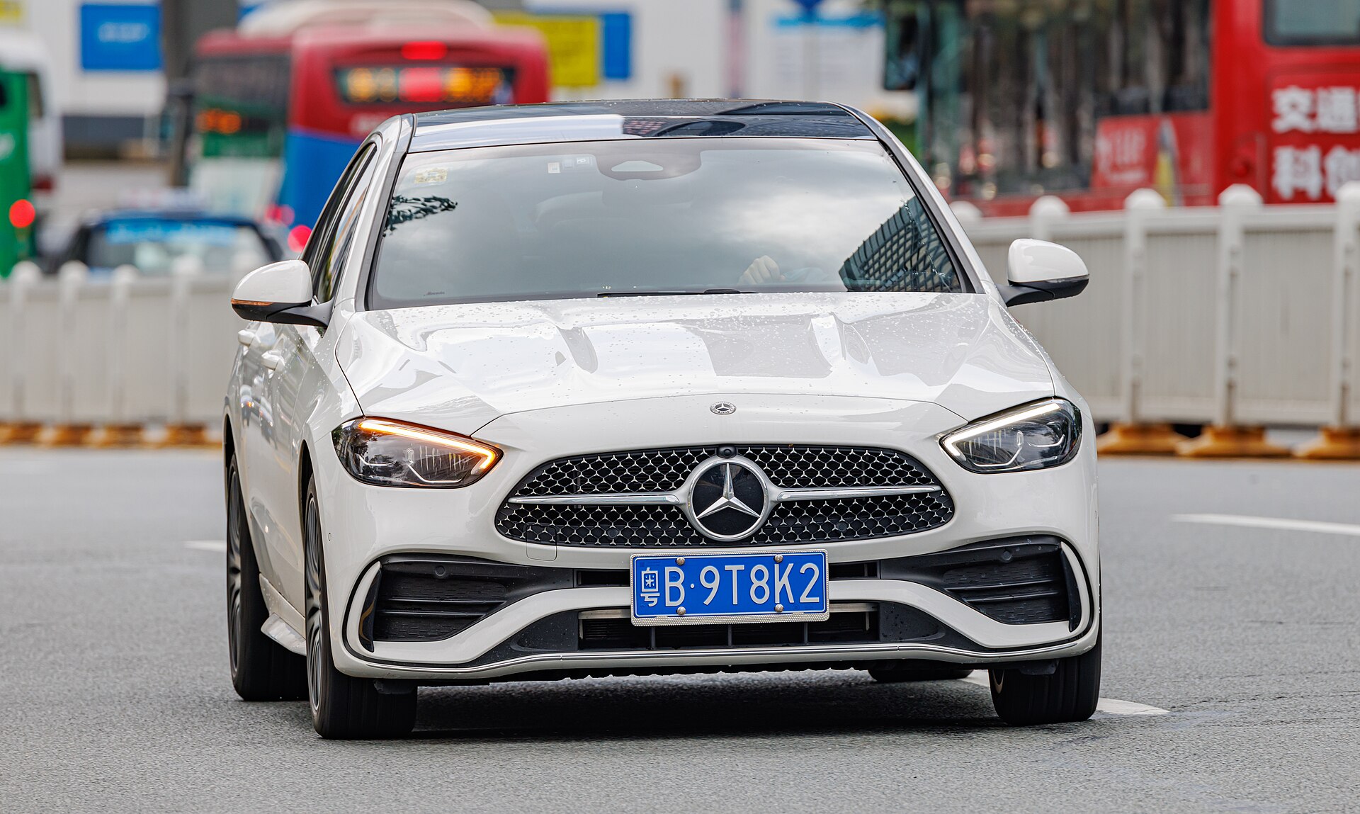 Mercedes-Benz Classe C, premium allemand à importer